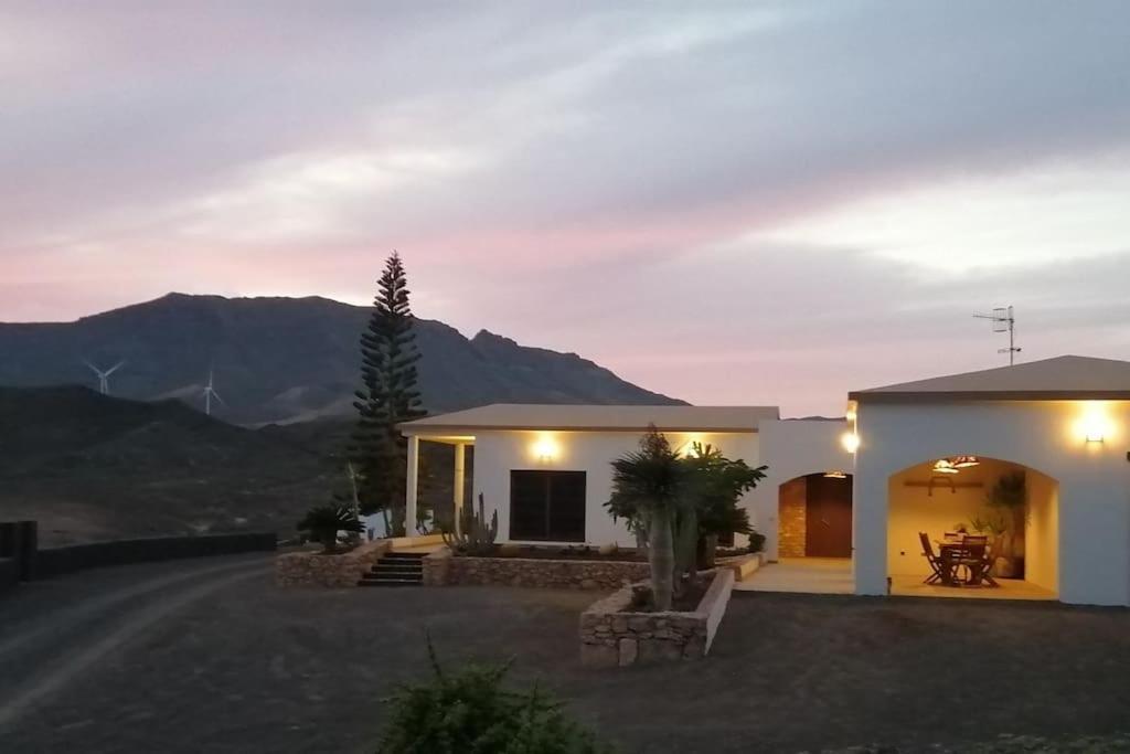 Вилла Casa El Kornao, Fuerteventura Туйнехе Экстерьер фото